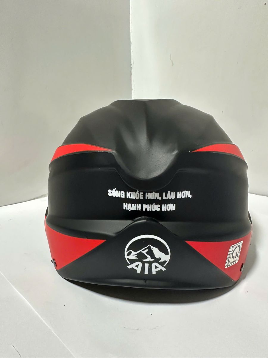 nón bảo hiểm in  logo công ty AIA