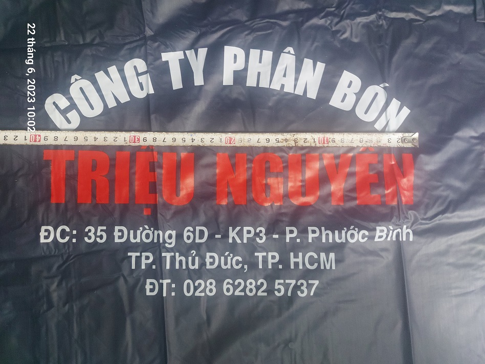 áo mưa quà tặng in theo yêu cầu công ty phân bón Triệu Nguyên