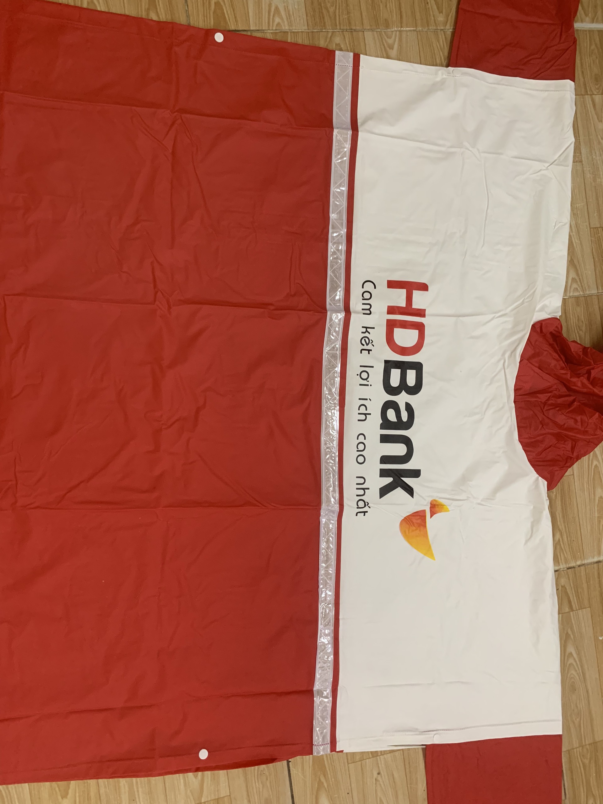 sản xuất áo mưa quà tặng thương hiệu HD Bank