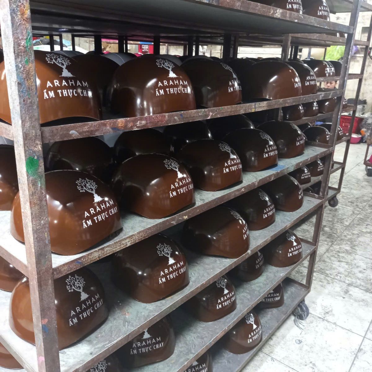 Xưởng Sản Xuất Nón Bảo Hiểm Quà Tặng – In Logo Theo Yêu Cầu Giá Rẻ Tại Xưởng